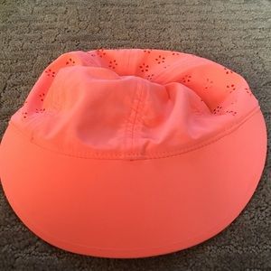Lululemon bright orange/salmon running hat
